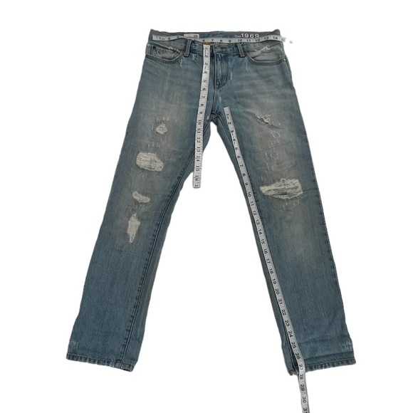 GAP 1969 Sexy Boyfriend Straight Leg Distressed Jeans Size 24 Women’s - Picture 5 of 6
